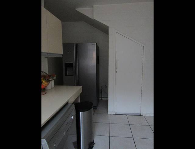 3 BEDROOM TOWNHOUSE FOR SALE IN ATHOLL GARDENS